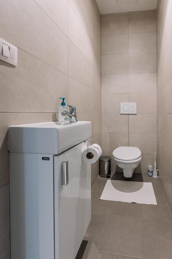 Skau 1 Old Town Family & Business Apartment Free Parking Bratislava Exteriér fotografie